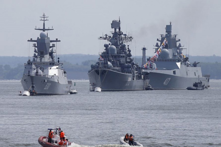 Russian war ships are seen anchored in a bay of the Russian fleet base in Baltiysk in Russia's Kaliningrad region between Poland and the Baltic states, July 19, 2015. - Reuters file photo