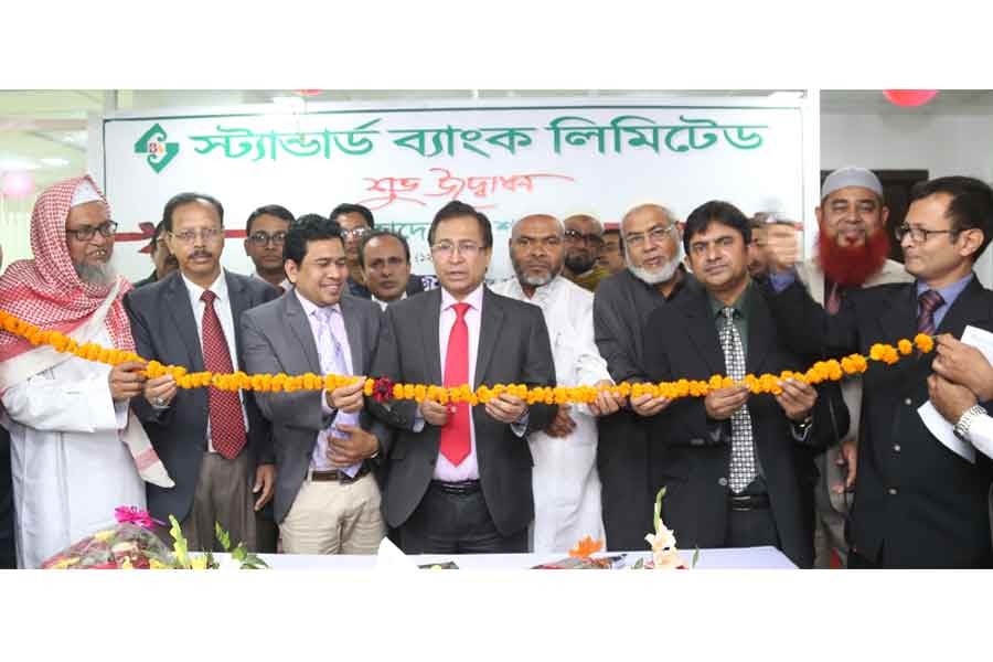 SBL opens 121st branch at Naogaon