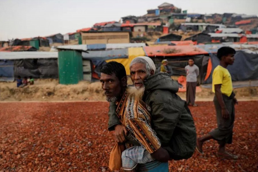 UK medical team on way to Cox's Bazar