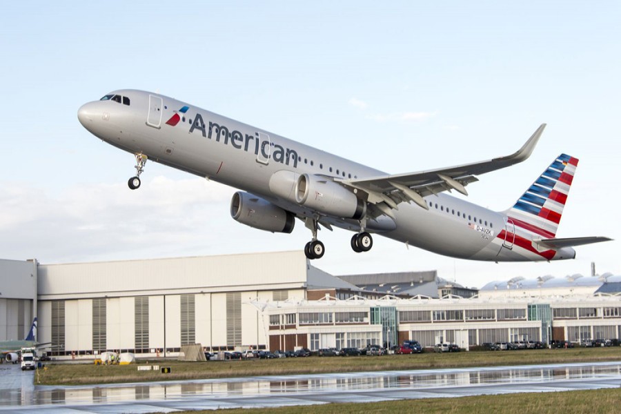 American Airlines apologises over  basketball players theft claim