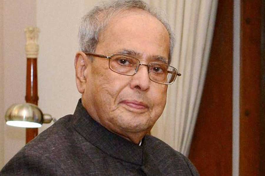 Pranab Mukherjee due mid-Jan, willing to visit Rohingya