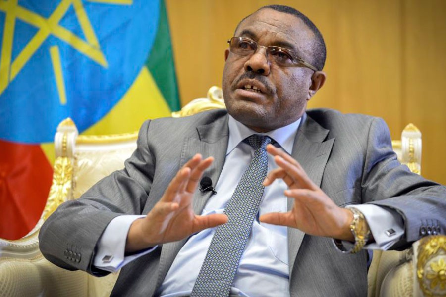 Ethiopia's Prime Minister Hailemariam Desalegn speaks to The Associated Press at his office in the capital Addis Ababa, Ethiopia, March 17, 2016. (AP photo)