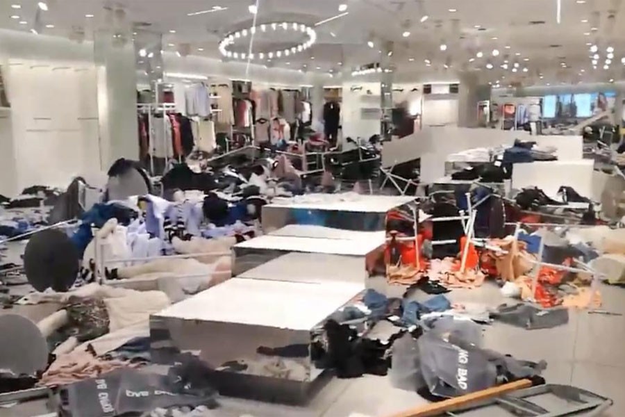 H&M stores in South Africa have been ransacked by activists. (Photo Courtesy: Floyd Shivambu)