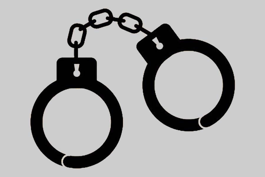 Police arrest six Shibir men with crude bombs