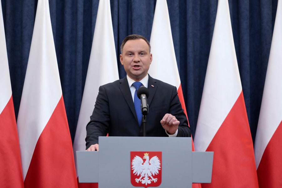 Poland's President Andrzej Duda speaks during his media announcement about his decision on the Holocaust bill at Presidential Palace in Warsaw, Poland, February 6, 2018. (REUTERS)