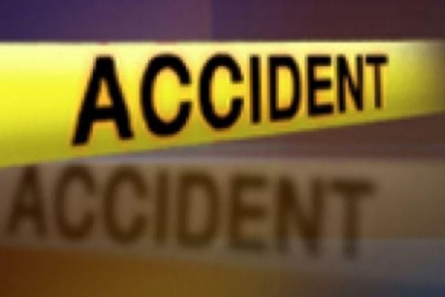 Badda road accident kills elderly woman