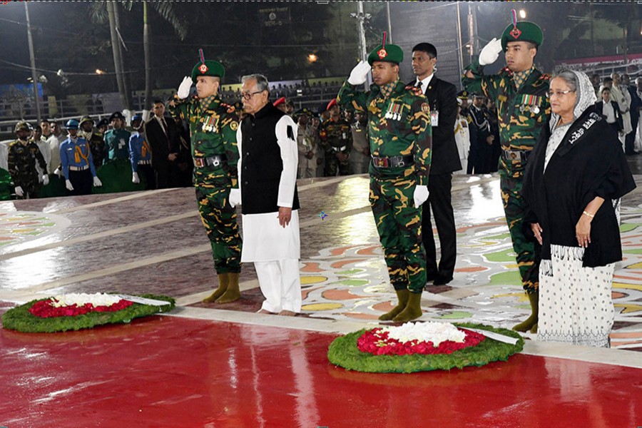 Nation pays homage to language martyrs