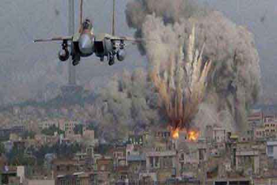 Dozens die in air strikes, shelling, thousands flee twin offensives