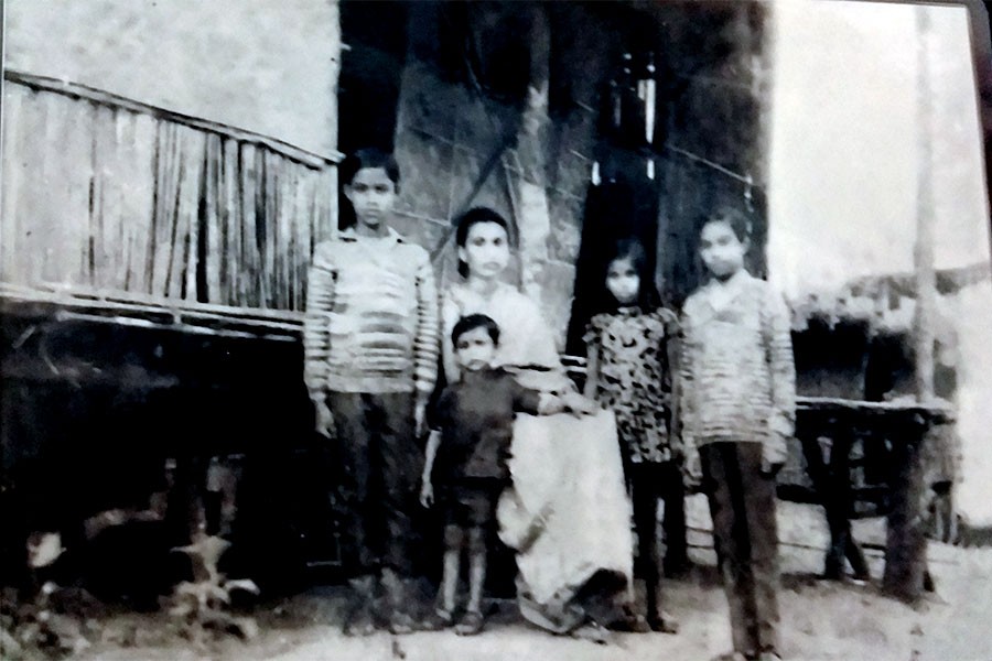 Akhlaqul Hossain Ahmed’s family at Meghalaya refugee camp in 1971. From right—his eldest son Obaidul Hassan (now a Justice at the High Court Division), only daughter Nilufar Yasmin, wife Hosne Ara Begum, youngest son Saif Ul Hassan and second son Sajjadul Hassan (now an acting secretary at the  Prime Minister’s Office).