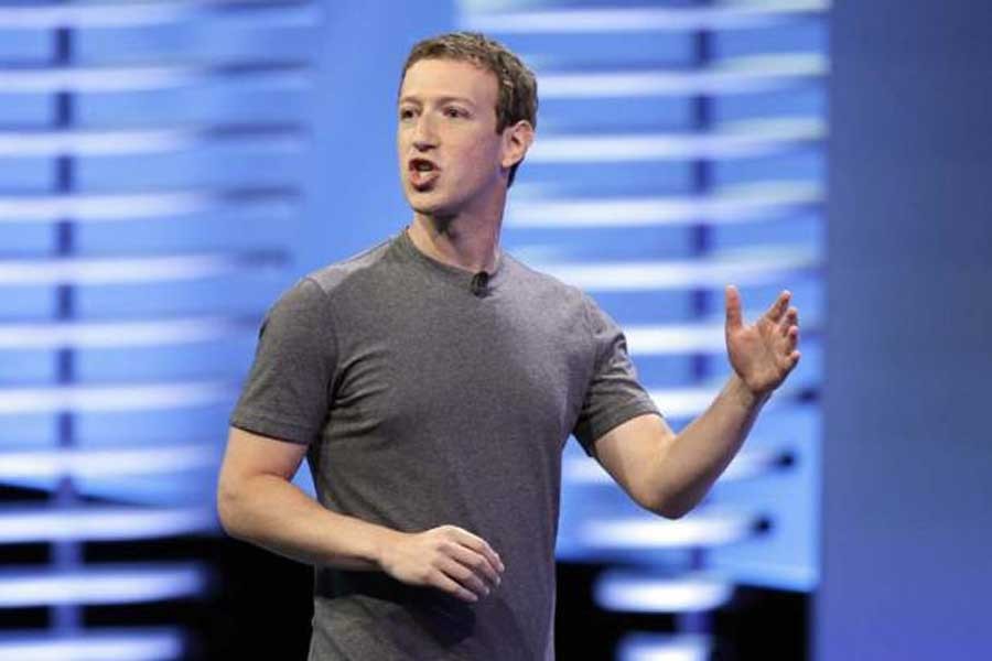 Zuckerberg's apologies for Facebook setback   