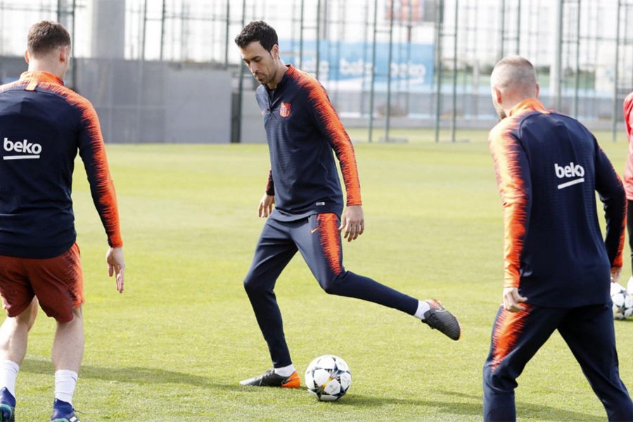 Busquets back in training ahead of Roma clash