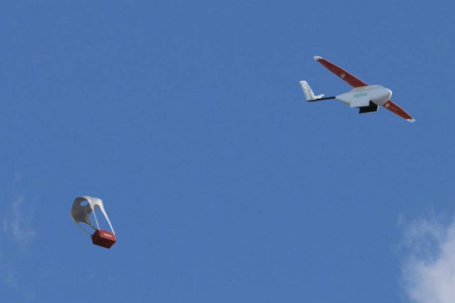 Zipline drone makes delivery. Photo: Zipline