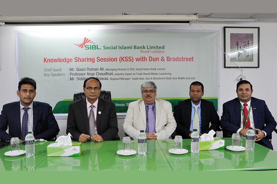 SIBL holds knowledge sharing session with Dun & Bradstreet