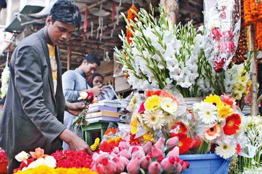 Flower sales gain momentum on Friday ahead of Baishakh