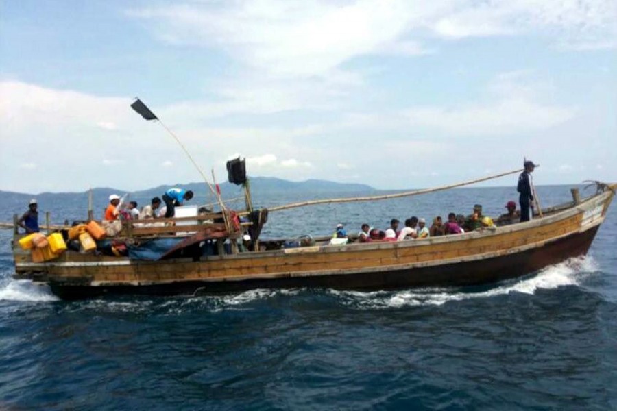 Boat with 70 Rohingya Muslims leaves Myanmar for Malaysia