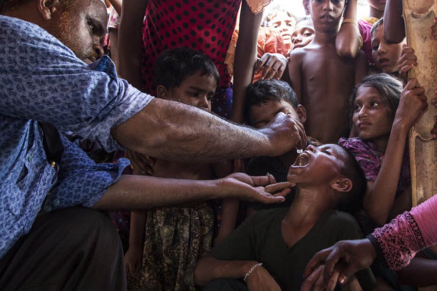 Massive cholera vaccination campaign begins in Rohingya camps