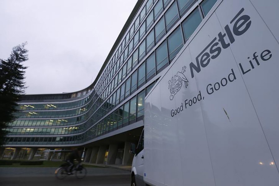 A Nestle logo is pictured on a van outside the company headquarters in Vevey February 19, 2015 - Reuters/File