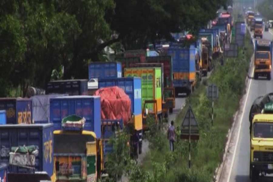 Tailback on Dhaka-Chattogram highway stretches 26 kilometres