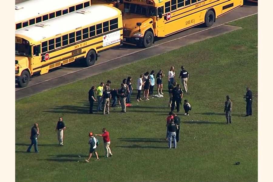 Shooting at Texas high school, many injured