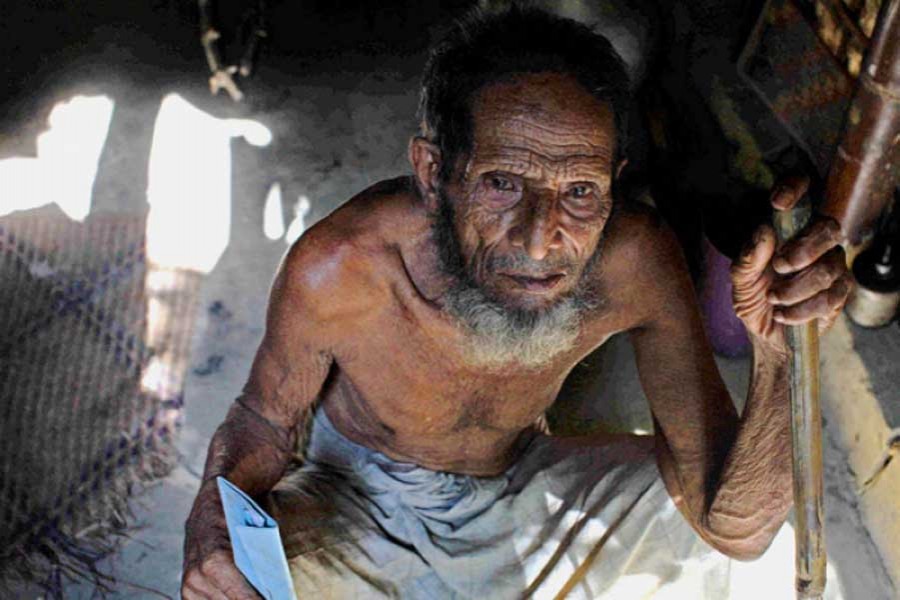 Over 179,000 poor families get VGF rice in Rajshahi