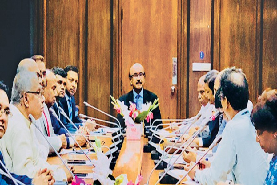 President of CIS-BCCI (Commonwealth of Independent States-Bangladesh Chamber of Commerce & Industry) Md. Habib Ullah Dawn along with  members of Board of Directors holding a meeting with Governor of Bangladesh Bank Fazle Kabir at Bangladesh Bank on Sunday