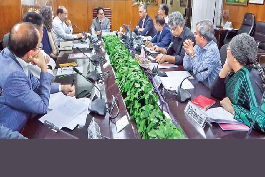 National Board of Revenue (NBR) Chairman Md Mosharraf Hossain Bhuiyan addressing a public-private dialogue on Sunday — FE photo