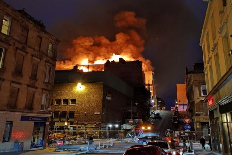 Fire ravages Glasgow School of Art’s Mackintosh building