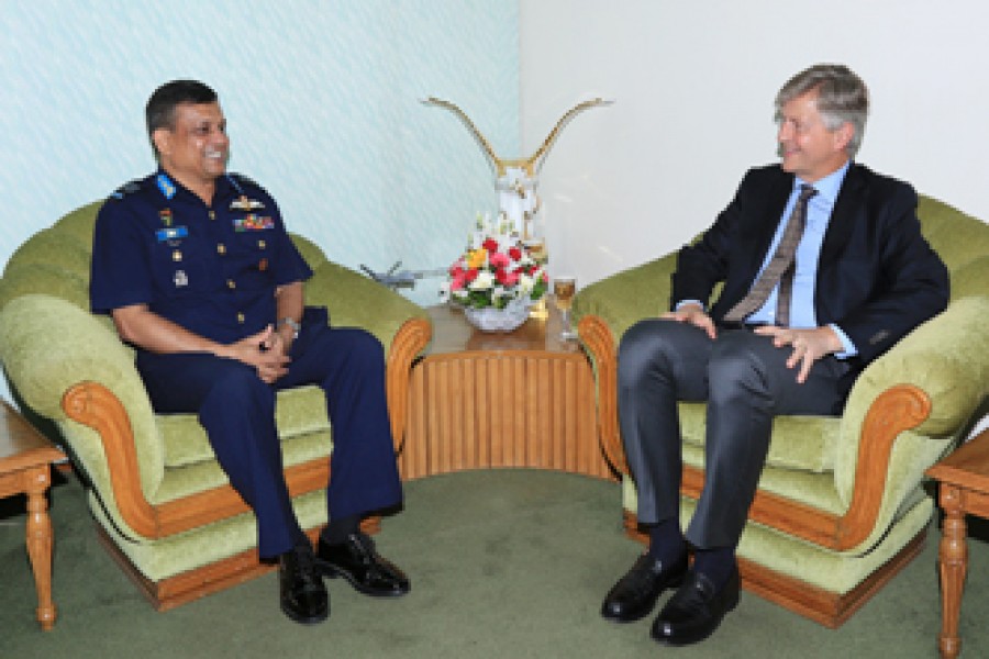 UN delegation calls on air chief