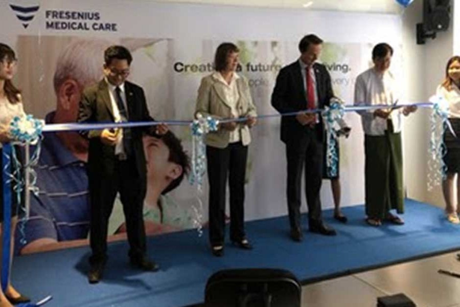 Country Manager Dr Thurein Htun (second from left), Ambassador of Germany to Myanmar Dorothee Janetzke-Wenzel, President and CEO of Fresenius Medical Care Asia-Pacific Harry De Wit and Chairman of the Myanmar Kidney Foundation Dr. Hla Aung seen at the opening ceremony Fresenius Medical Care in Myanmar on Thursday.