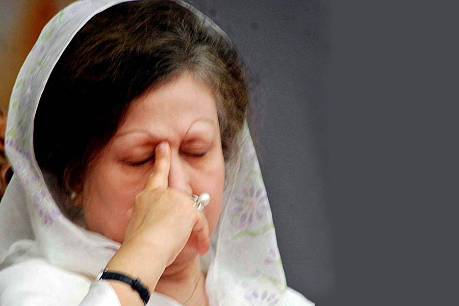 HC adjourns Khaleda's bail hearing until Sunday