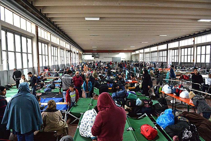 Germany drops migrant centres plan