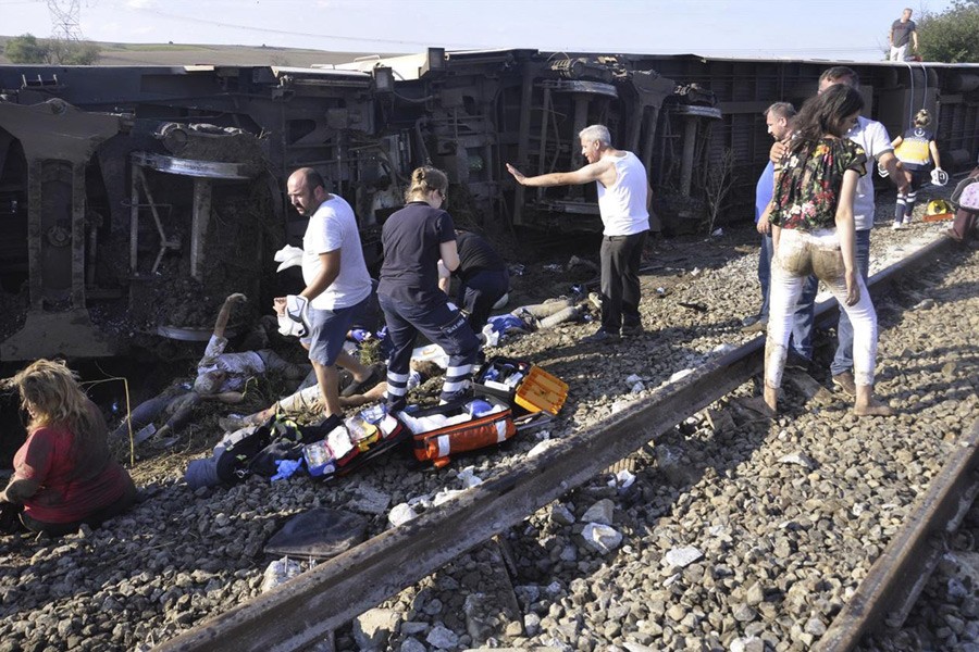 The train was en route to Istanbul from the town of Kapikule on the Bulgarian border - Collected.