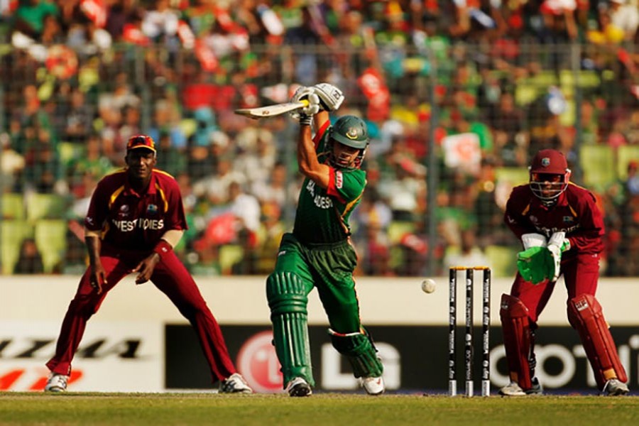 Bangladesh elects to bat