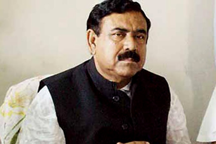 Shajahan Khan assures of taking action over road crash