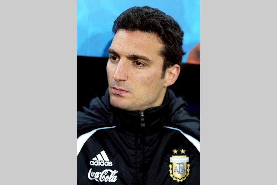 Argentina name ex-West Ham ace Lionel Scaloni as interim manager