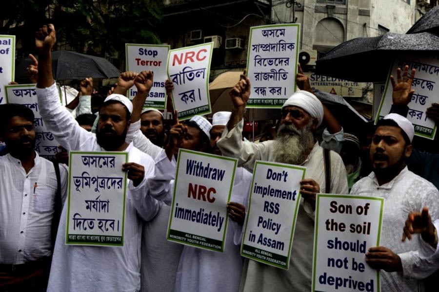 Activists of All Bengal Minority Youth Federation shouting slogans as they protest against the final draft of the National Register of Citizens (NRC) in the north-eastern state of Assam, in Kolkata, India, July 31, 2018. Photo: AP