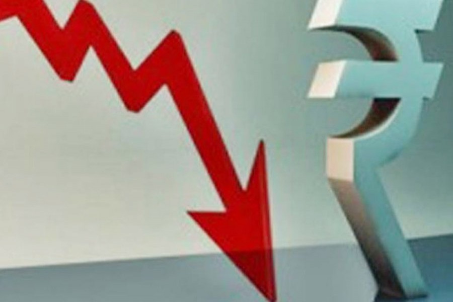 Indian rupee hits lifetime low