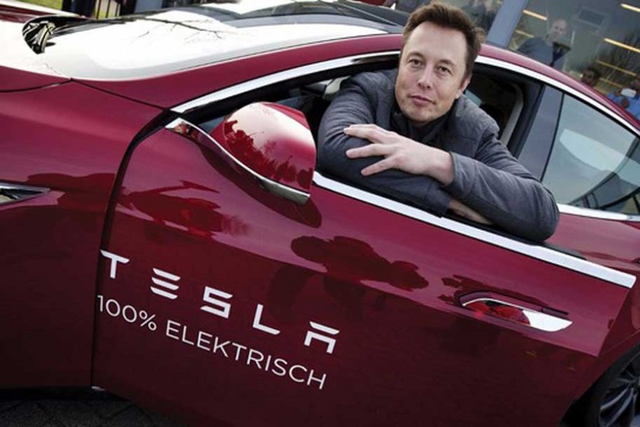 Tesla and Elon Musk under pressure