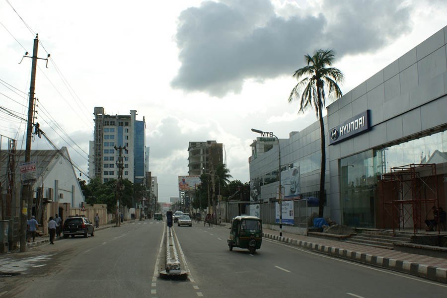 Tejgaon roads to remain illegal parking free from Monday