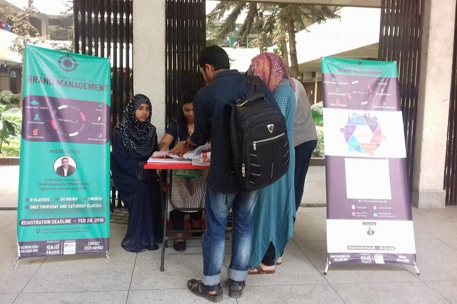 Students lining up for enrollment for the Brand Management course arranged by Skill Hunt                              —Old photo collected from Facebook page