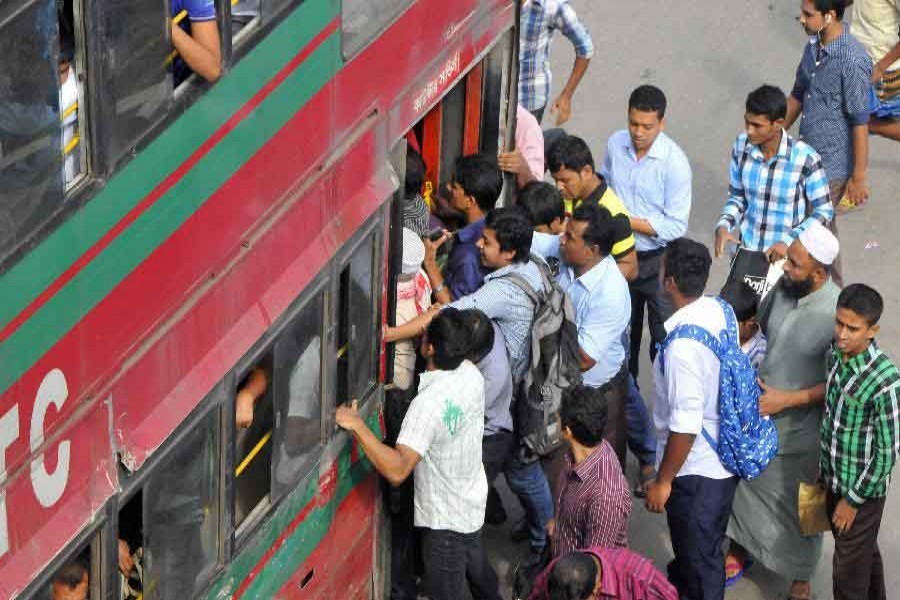 Dhaka’s transport system below standard with poor accessibility: Study