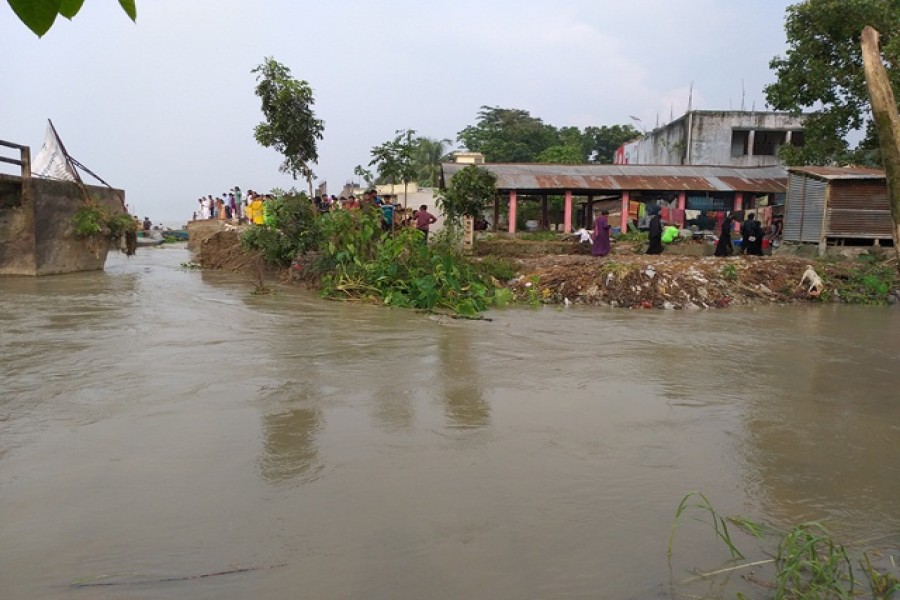 River erosion turns worse in Naria