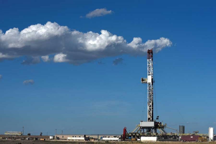 A horizontal drilling rig on a lease owned by Parsley Energy operates in the Permian Basin near Midland, Texas, US, August 23, 2018. Reuters/Files