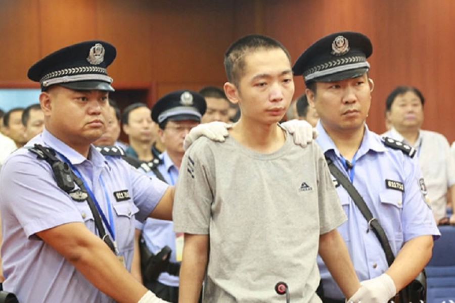 Zhao Zewei was sentenced to death in July after being charged with homicide for attacking 19 students near a middle school in central China’s Shaanxi province in April last — Collected photo