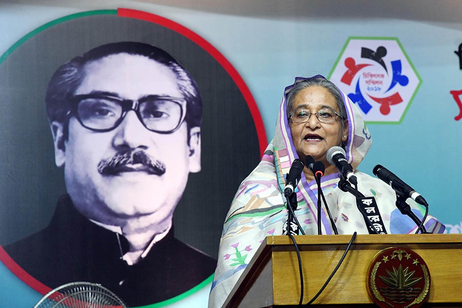 Prime Minister Sheikh Hasina addressing the Doctors Conference-2018 at Ganabhaban in Dhaka on Sunday afternoon. -Focus Bangla Photo