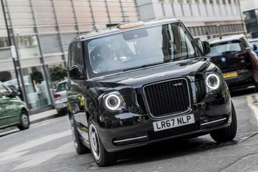 London’s black cabs soon to ply Paris roads