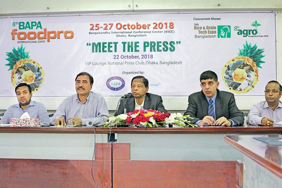 President of Bangladesh Agro-Processors Association (BAPA) A F M Fakhrul Islam Munshi announcing the schedule of the '6th BAPA FoodPro International Expo 2018' at a press conference at the National Press Club on Monday