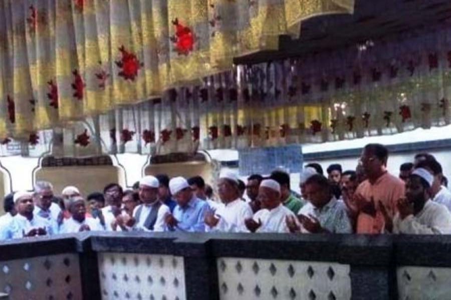 Oikyafront leaders visit Sylhet shrines before rally