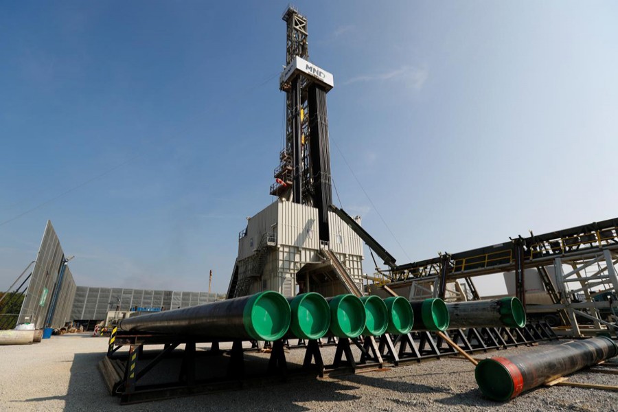 A drilling rig of Austria's oil and gas group OMV is seen at their exploratory drilling site near Maustrenk, Austria	—  Reuters