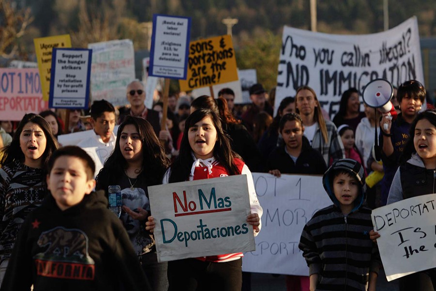 Immigrant-rights supporters rally outside the Northwest Detention Center of US Immigration and Customs Enforcement in Tacoma, Washington — Reuters/File